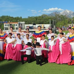 Los bailes de los venezolanos calentaron el USA-Venezuela