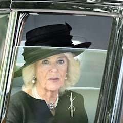 Quién es Camilla, la reina consorte de Inglaterra: qué edad tiene y cuál era su apellido de soltera