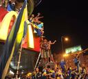 El Obelisco se tiñe de azul y oro en los festejos de campeón