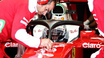 Vettel con la versión modificada del Halo de Ferrari.