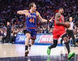 What injury does the Knicks’ Bojan Bogdanovic have? Will he play against the Sixers?