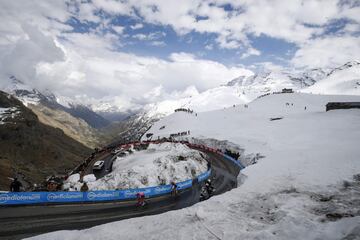 Decimotercera etapa entre Pinerolo y Ceresole Reale de 196 km.