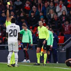 Mientras otros avanzan, Vinicius se retrasa