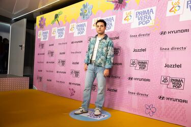 Depol posando en la alfombra roja de LOS40 Primavera Pop.
