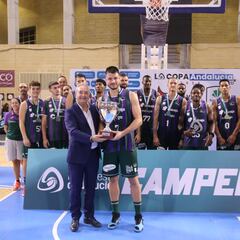 Unicaja saca rédito de su gran arranque ante un combativo Covirán