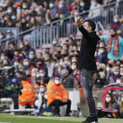 Barcelona 4-2 Atlético: Xavi wins the battle of footballing styles