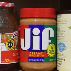 Jif peanut butter recalled due to possible salmonella in several states
