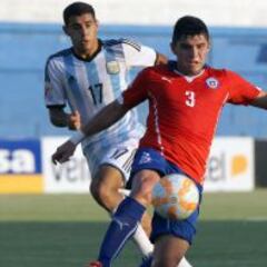 Chile cierra su pésimo Sudamericano con nueva caída