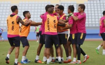 Pelea entre Aythami y David Simón durante el entrenamiento