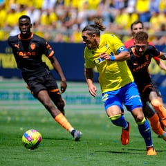 Pacha cumple 100 partido en Primera y persigue a Mágico