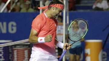El tenista español David Ferrer celebra un punto ante Tennys Sandgren de Estados Unidos durante el Abierto Mexicano de Tenis, que se celebra en el balneario de Acapulco, en el estado de Geurrero (Mèxico).