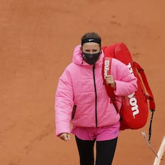 El clima en París causa estragos y Azarenka se va de la pista: "Esto es ridículo, tengo frío"