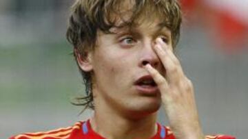 Javi Martínez, Mata y el renqueante Canales en la lista de la Sub-21