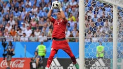 Muslera iguala histórica marca de Mazurkiewicz, ex Cobreloa