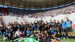 Los jugadores del Castellón celebran su victoria contra e Real Murcia.