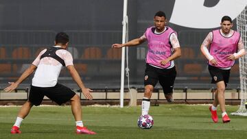 Coquelin y Guedes.