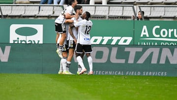 El Burgos, celebrando el gol del empate de Fer Niño.