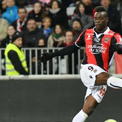 Raiola rages over Italy's Balotelli snub