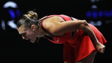 Aryna Sabalenka, durante su partido contra Jessica Pegula en las WTA Finals.