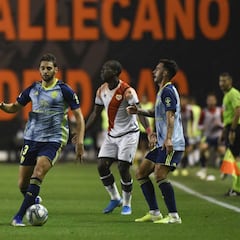 Seis centrales en agosto, Martos en el eje de la zaga ayer