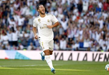 Real Madrid 2-0 Granada | Llegó el primer gol en partido oficial de Eden Hazard, que definió con un sombrero ante Rui Silva.

