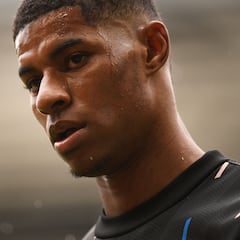 Rashford se estrella con su Rolls Royce y Bruno Fernandes le saca ileso