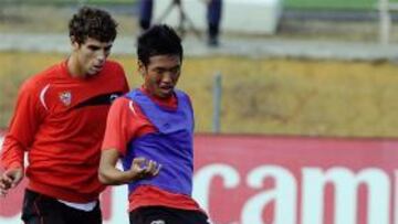 El Sevilla viaja con Hiroshi y Fazio como novedades