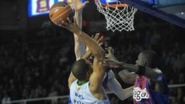 Ndong fue el mejor del partido