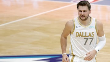 CHARLOTTE, NORTH CAROLINA - JANUARY 13: Luka Doncic #77 of the Dallas Mavericks reacts following a play during the first quarter of their game against the Charlotte Hornets at Spectrum Center on January 13, 2021 in Charlotte, North Carolina. NOTE TO USER: