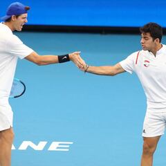 Sudáfrica remontó y le quitó el dobles a Garin y Jarry