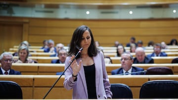 La secretaria general de Podemos y ministra de Derechos Sociales y Agenda 2030, Ione Belarra, interviene durante una sesión de control al Gobierno, en el Senado, a 7 de noviembre de 2023, en Madrid (España). Durante la sesión, se han abordado cuestiones como las actuaciones realizadas por el Gobierno para la recepción de los emigrantes que llegan a Canarias y su redistribución de adultos y menores entre las comunidades autónomas y las ayudas previstas por el Gobierno para que las administraciones municipales y autonómicas puedan hacer frente a la realidad migratoria, entre otras.
07 NOVIEMBRE 2023;MADRID;SENADO;SESIÓN DE CONTROL AL GOBIERNO
Alejandro Martínez Vélez / Europa Press
07/11/2023