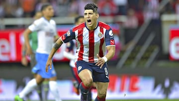 Cruz Azul, cerca de la eliminaci&oacute;n al caer contra Chivas