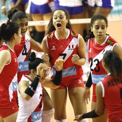 Perú derrotó a Cuba y clasificó invicto a las semifinales