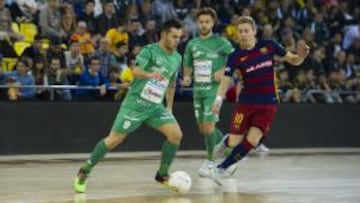 Bater&iacute;a (dcha.) fue el h&eacute;roe del Bar&ccedil;a.