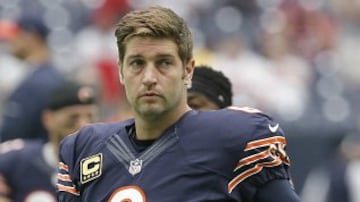 Jay Cutler llegó a Chicago vía traspaso, pero lo meto en esta lista porque luego renovó por un pastizal y costó un potosí en rondas del draft. Cogido por los pelos, sí, pero la catástrofe en los Bears lo merece.