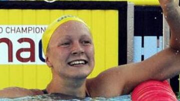 <b>ORO Y RÉCORD.</b> La sueca ha batido el récord que ella misma estableció el domingo.