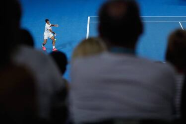 Tennis legend Rod Laver doffs cap to ever-dependable Federer