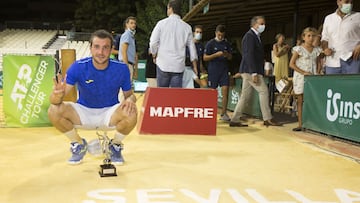 Martínez gana en dos sets la final del Challenger de Sevilla