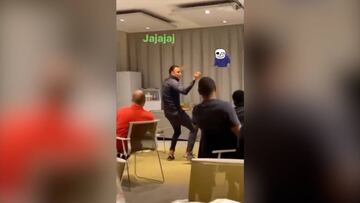 La novatada de Keylor Navas con el PSG al ritmo de Daddy Yankee