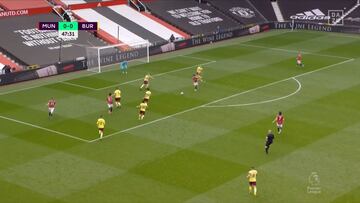 Bruno Fernandes da casi con total seguridad la asistencia del año: difícil de explicar cómo lo hizo