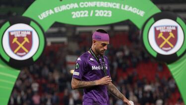 El jugador de la Fiorentina, Cristiano Biraghi, después de perder la final de la UEFA Europa Conference League Final contra el West Ham.