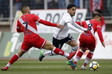 Futbol, Curico Unido vs Colo Colo.