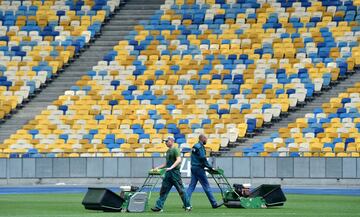 El Olímpico de Kiev se empieza a preparar para la final de la Champions