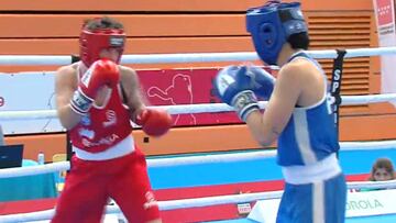 Lara Garc&iacute;a y Caroline Cruveillier, durante el Europeo de Alcobendas.