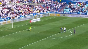 Que lo sepan quienes no le vieron jugar: calcan el gol de Raúl que incendiaba el Bernabéu