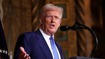 FILE PHOTO: U.S. President Donald Trump speaks at Mar-a-Lago in Palm Beach, Florida, U.S., February 18, 2025. REUTERS/Kevin Lamarque/File Photo