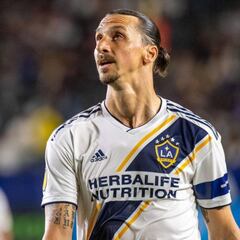 Zlatan Ibrahimovic resiente lesión en el tendón de Aquiles