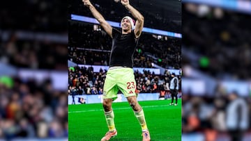 El momento cerró con un baile espontáneo que generó sonrisas entre los aficionados.