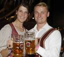Ruth Beitia y Marcus Cooper inauguran el Oktoberfest