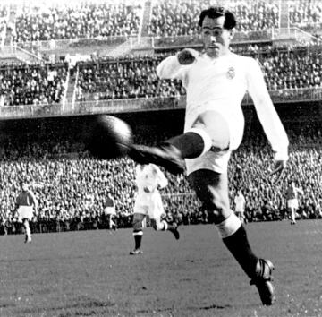 124 goles entre 1948 y 1953.